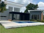 Se Renta Casa Campestre Pereira