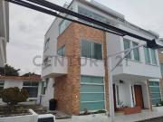 Se renta casa con suite, Tumbaco