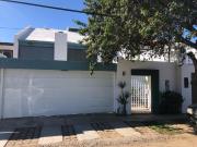 Se Renta Casa de 5 Recámaras en Sección Jardines de...