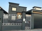 Se renta casa en Campestre 2