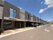 Se renta casa en Condominio Vivento, Zapopa