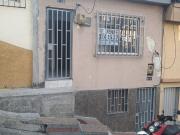 SE RENTA CASA EN EL CENTRO