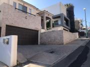 Se Renta Casa en Fraccionamiento Bosques de San...