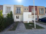 SE RENTA CASA EN FRACCIONAMIENTO CAMPO REAL $8,500.00...