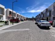 SE RENTA CASA EN FRACCIONAMIENTO LAS TROJES RESIDENCIAL,...