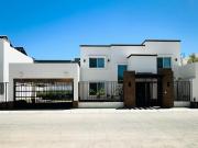 SE RENTA CASA EN LA RIOJA RESIDENCIAL