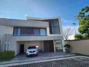 SE RENTA CASA EN LOMAS DE ANGELOPOLIS PUEBLA