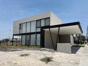 SE RENTA CASA EN LOMAS DEL CAMPANARIO NORTE.2