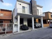 Se renta casa en Privada San Carlos, Zona Dorada Tijuana