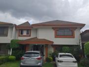 SE RENTA CASA EN RESIDENCIAL TORRECILLAS 78 A TRES...
