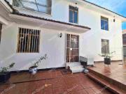 Se renta casa para oficinas en la Calzada de la...