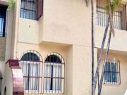 SE RENTA CASA SOLA AMUEBLADA EN CONDOMINIO CENTRO DE...