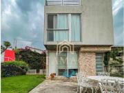 SE RENTA CASA SOLA EN LOMAS DE TZOMPANTLE