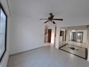 SE RENTA CASA SOLA EN RESID. LA PIEDRA 3 REC 2.5 BAÑOS...