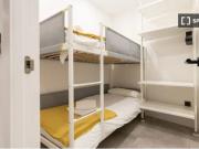 Se renta departamento de 2 recámaras en Universidad, sin...