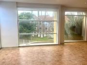 SE RENTA DEPARTAMENTO LUJOSO FRENTE AL ORO VERDE