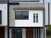 Se renta hermosa casa nueva, en Boreales 2