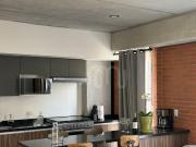 Se renta hermoso loft amueblado en planta baja colonia...