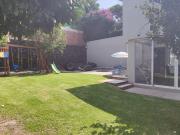 SE RENTA INCREÍBLE CASA AMUEBLADA EN CERRADA EN...