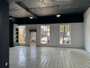 SE RENTA LOCAL COMERCIAL EN CORREDOR DE BELLEZA EN AV....