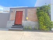 Se RENTA local para oficina o estudio ubicado en col....