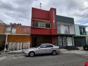 SE RENTA O VENDE CASA EN FRACCIONAMIENTO BOSQUES DEL...