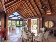 Se renta o vende preciosa casa amuebla estilo palapa en...