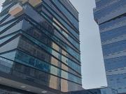 SE RENTA OFICINA / CONSULTORIO EN TORRE MOMENTUM CENTRO...