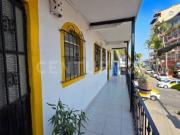 SE RENTA PROPIEDAD FIXER UPPER