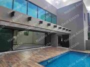 SE RENTA RESIDENCIA DISEÑÓ MODERNISTA EN RESIDENCIAL...