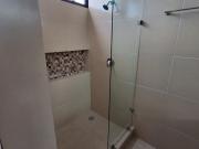 SE RENTA TOWNHOUSE AMUEBLADO Y EQUIPADO DE 2...