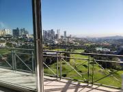 Se Renta y se Vende departamento en Bosque Real