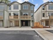 Se Stark St, Portland, Condo For Sale