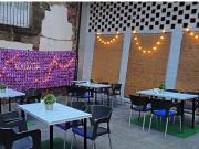 Se traspasa tapería en los Vinos