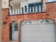 SE VENDA CASA MUY AMPLIA EN INFONAVIT SANTA BARBARA,...