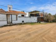 SE VENDE 2 CASA 2 DORMITORIOS C/U VILLA CARLOS PAZ