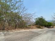 Se vende 760 m2 de terreno en Lomas de Mactumatza