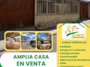 SE VENDE AMPLIA CASA, CON DEPARTAMENTO ANEXO, ENTRADA...