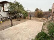 SE VENDE AMPLIA CASA CON PATIO