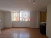 Se Vende Amplia Casa De 4 Pisos En Urb. Las Quintanas...