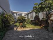 Se vende amplia casa de 550 m2 en San Isidro