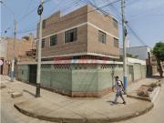 Se Vende Amplia Casa En Esquina Ideal Para Vivienda O...