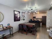 Se vende amplia casa en La Rioja Residencial, Tijuana