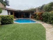 Se Vende Amplia Casa en San Isidro