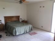 SE VENDE AMPLIA CASA ESTILO MINIMALISTA UBICADA A SOLO 5...