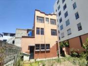 Se vende amplia casa: La Concepción, Pubar Bajo