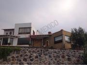 SE VENDE AMPLIA Y ATRACTIVA CASA EN COLINAS DEL BOSQUE....