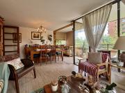 Se Vende Amplio 3 Dormitorios + Servicio....