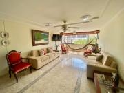 SE VENDE AMPLIO APARTAMENTO EN EL CENTRO HISTÓRICO,...