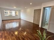 SE VENDE AMPLIO DEPARTAMENTO CON COCHERA Y JACUZZI